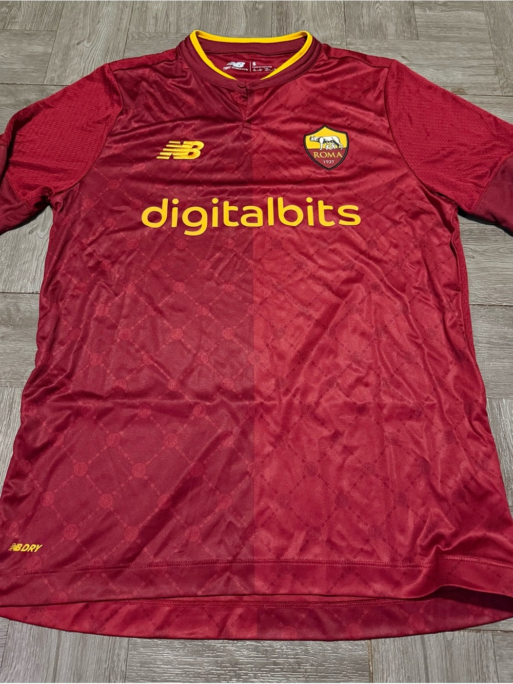 Authentic New Balance AS Roma 22/23 Home Jersey